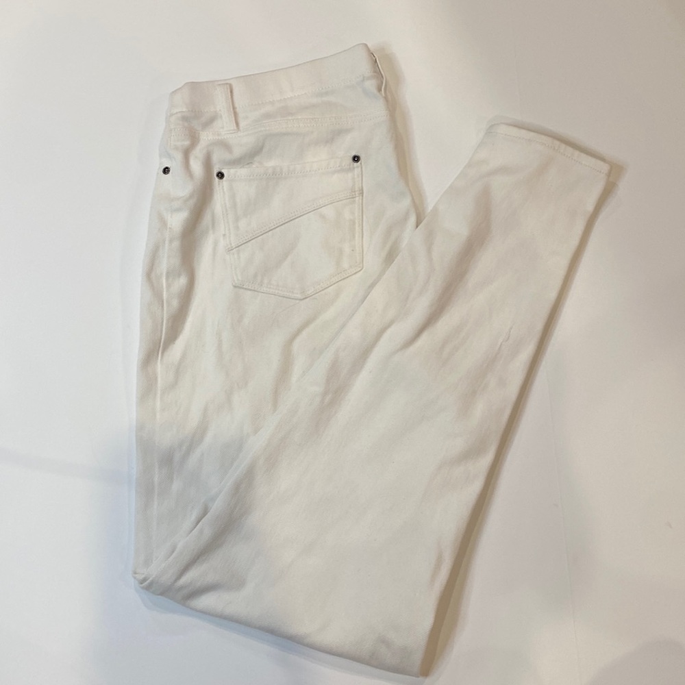 White jeggings